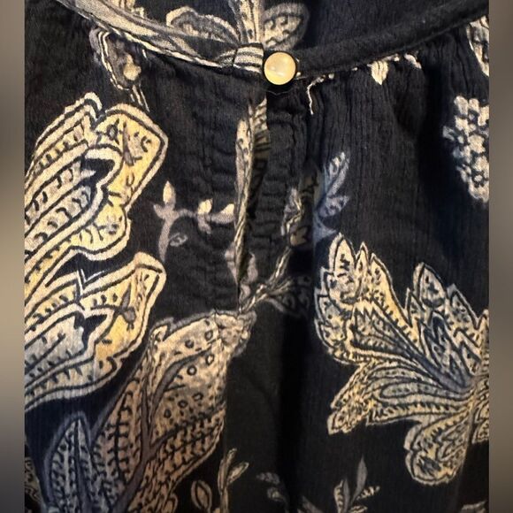 Chaps blue and white paisley top - Picture 3 of 7